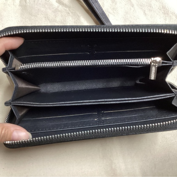 Checkered Wallet - Picture 3 of 3